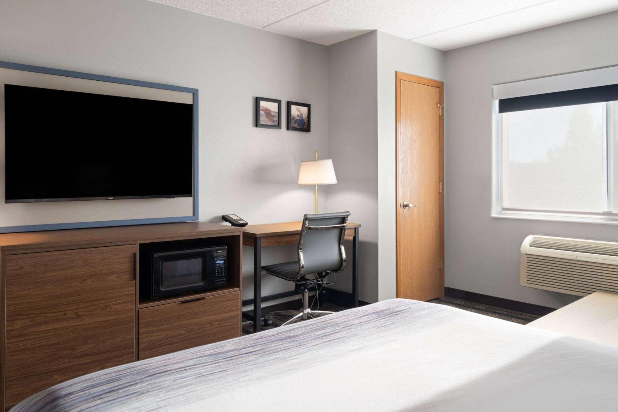 Americinn By Wyndham Beaver Dam Ngoại thất bức ảnh