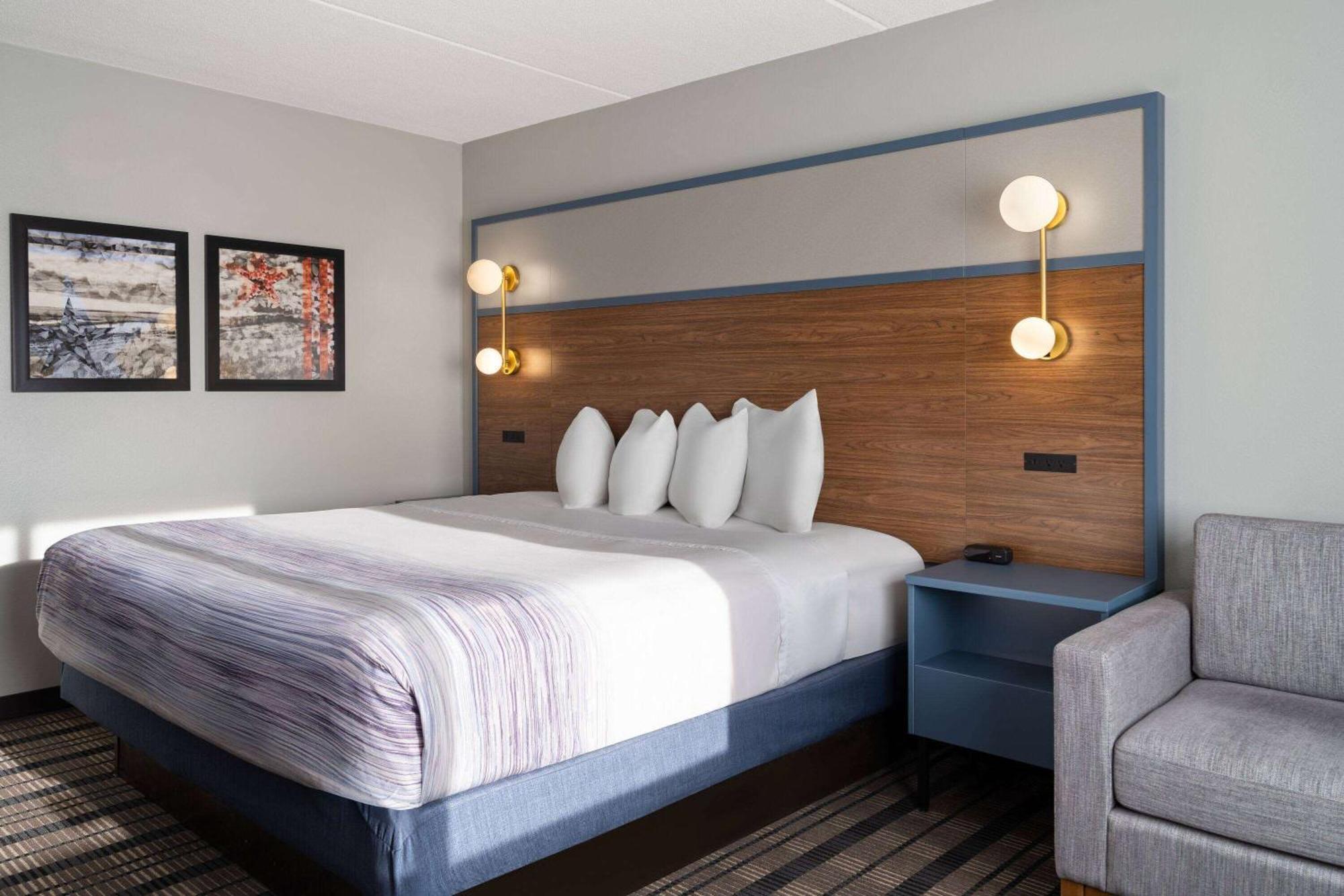 Americinn By Wyndham Beaver Dam Ngoại thất bức ảnh