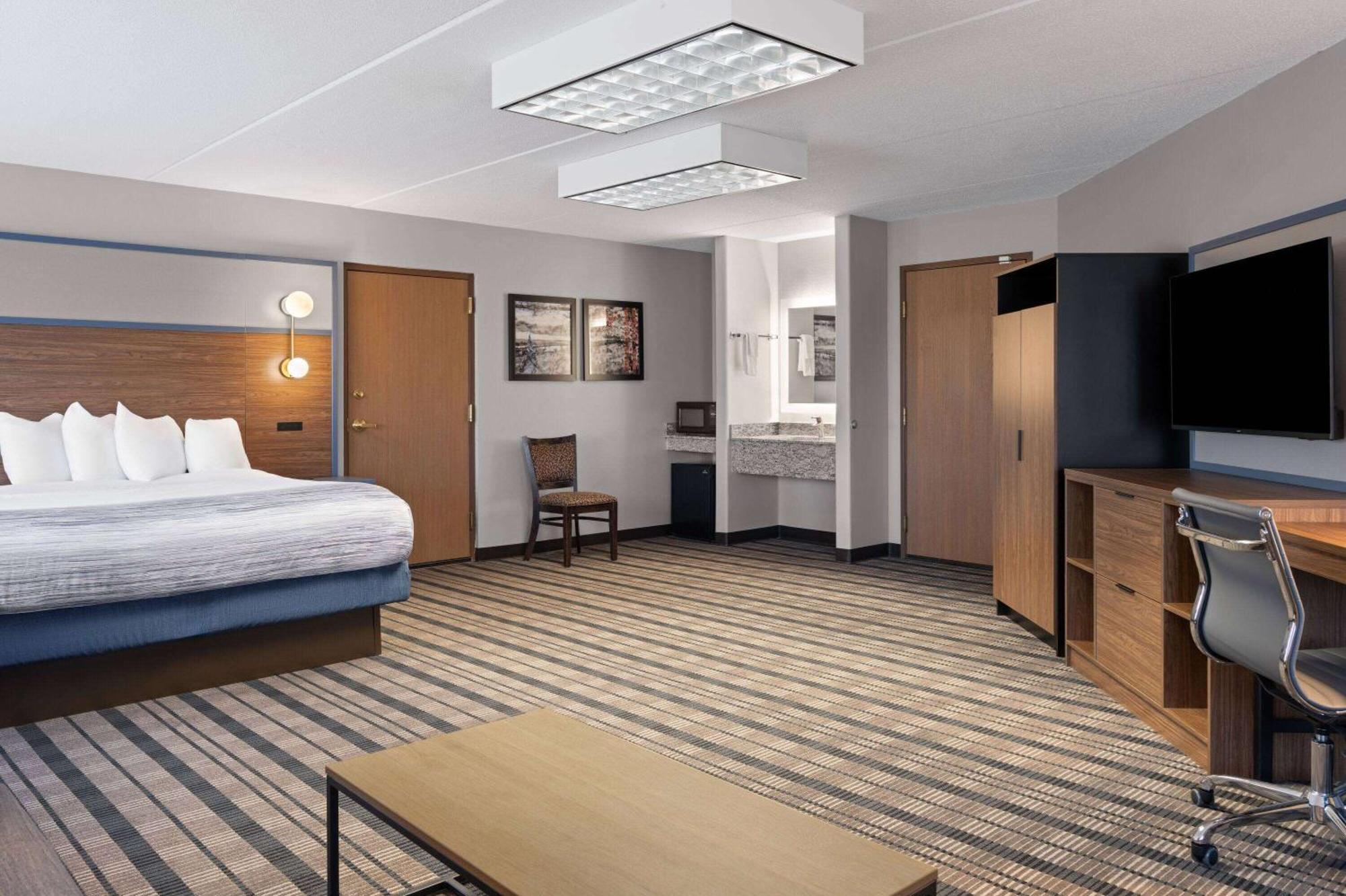 Americinn By Wyndham Beaver Dam Ngoại thất bức ảnh